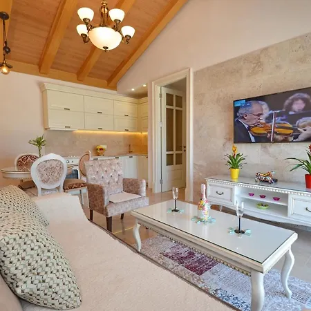Leut Stone Residence Tivat Exterior photo