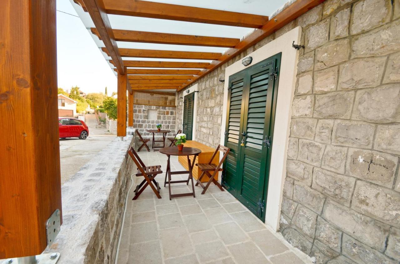 Leut Stone Appartement *